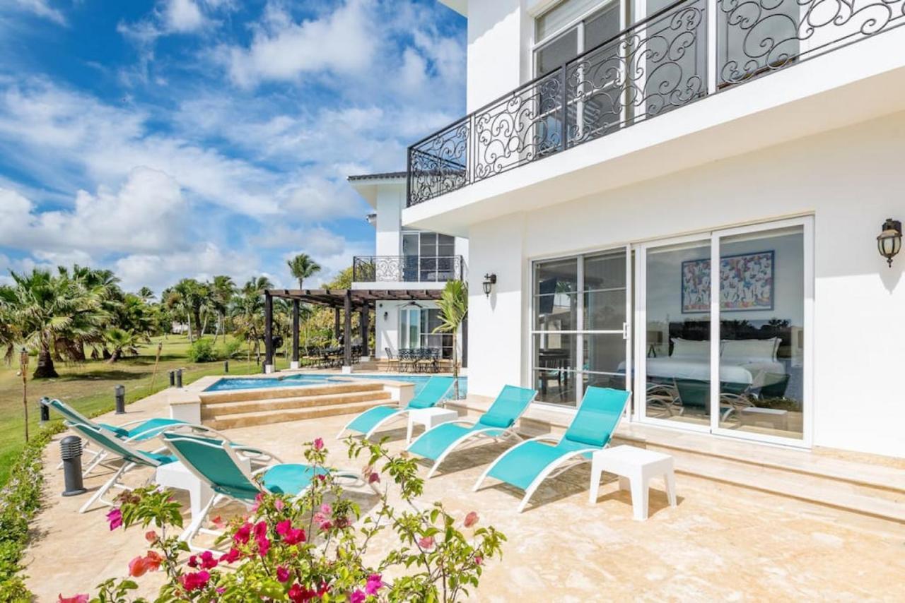 Paraiso Front With Chef And Maids Villa *