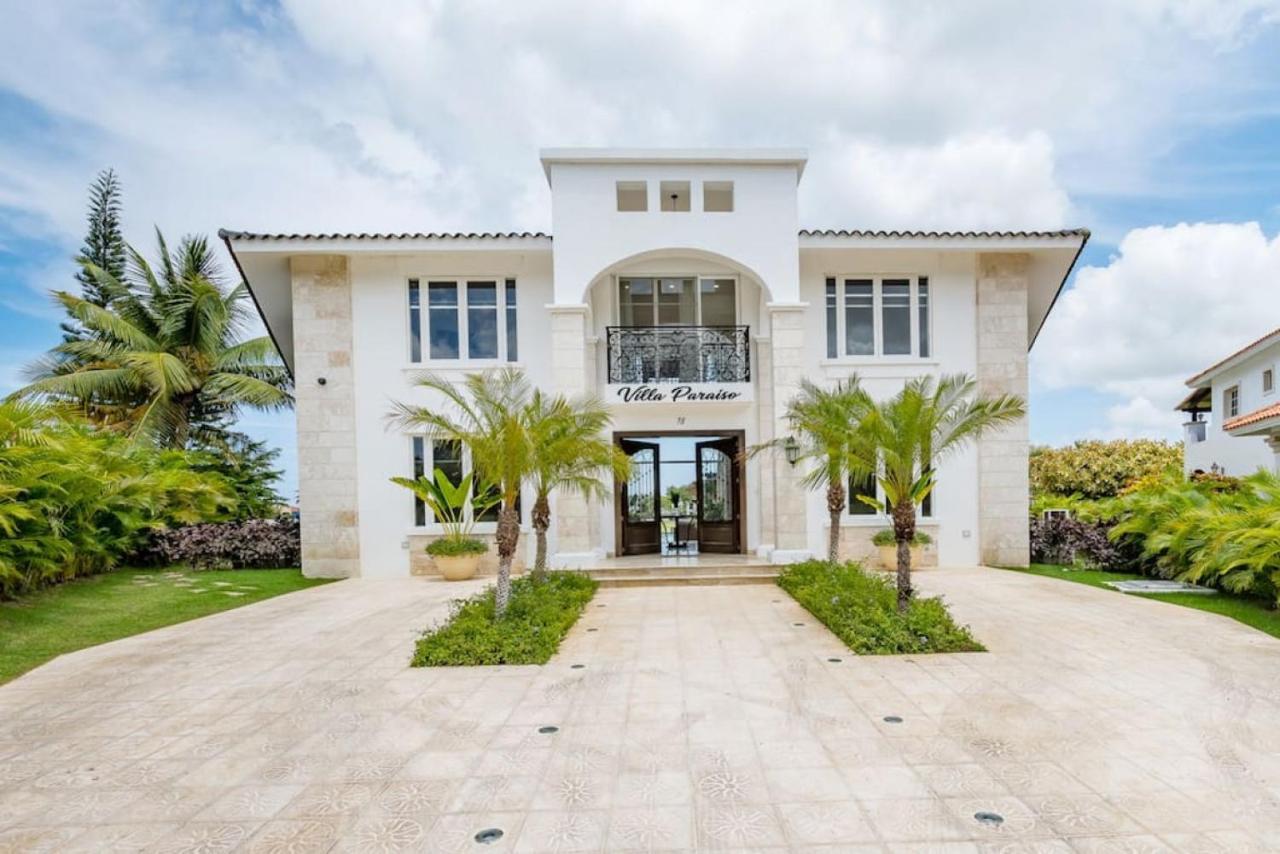 Paraiso Front With Chef And Maids * Punta Cana